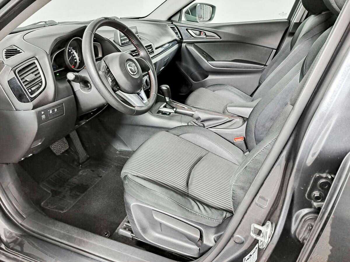 Mazda 3 с пробегом — 2014 год. Фото: #13