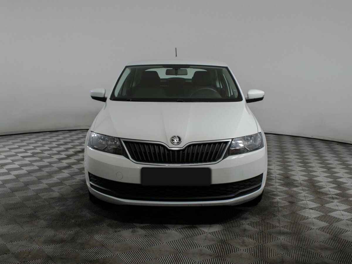 Skoda Rapid с пробегом — 2017 год. Фото: #1
