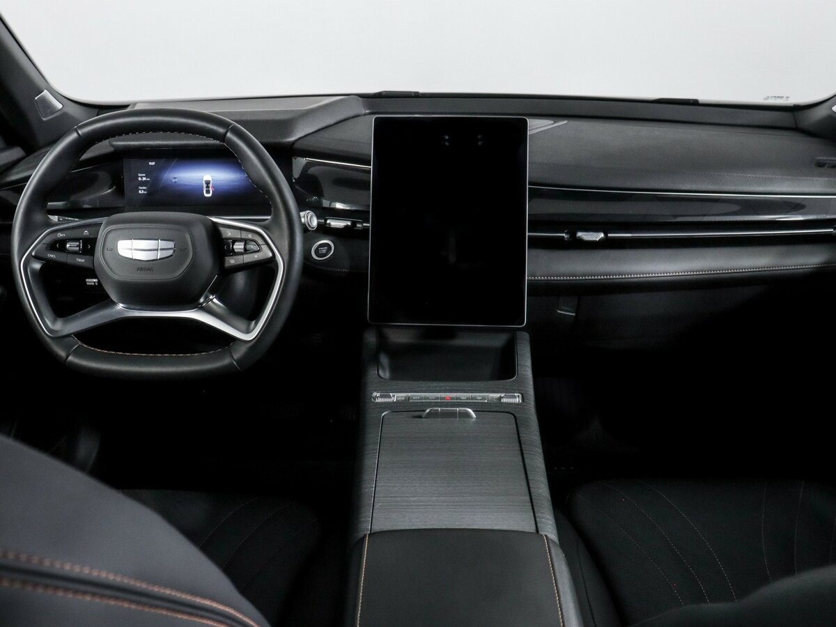 Geely Preface с пробегом — 2024 год. Фото: #9