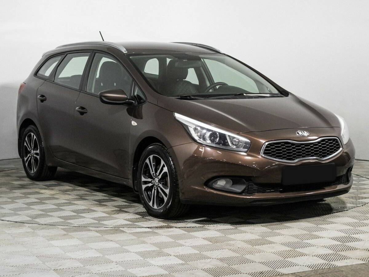Kia Ceed с пробегом — 2013 год. Фото: #2