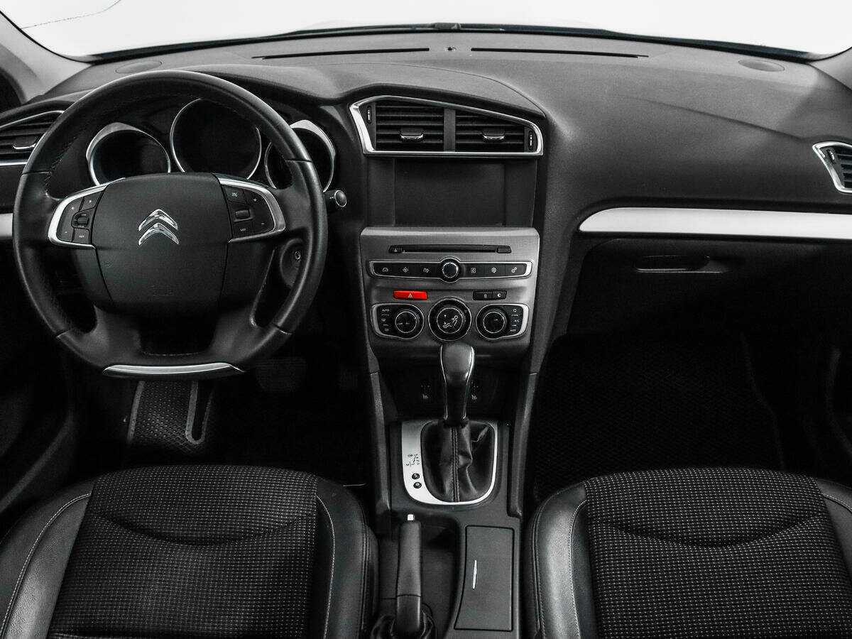 Citroen C4 с пробегом — 2017 год. Фото: #11