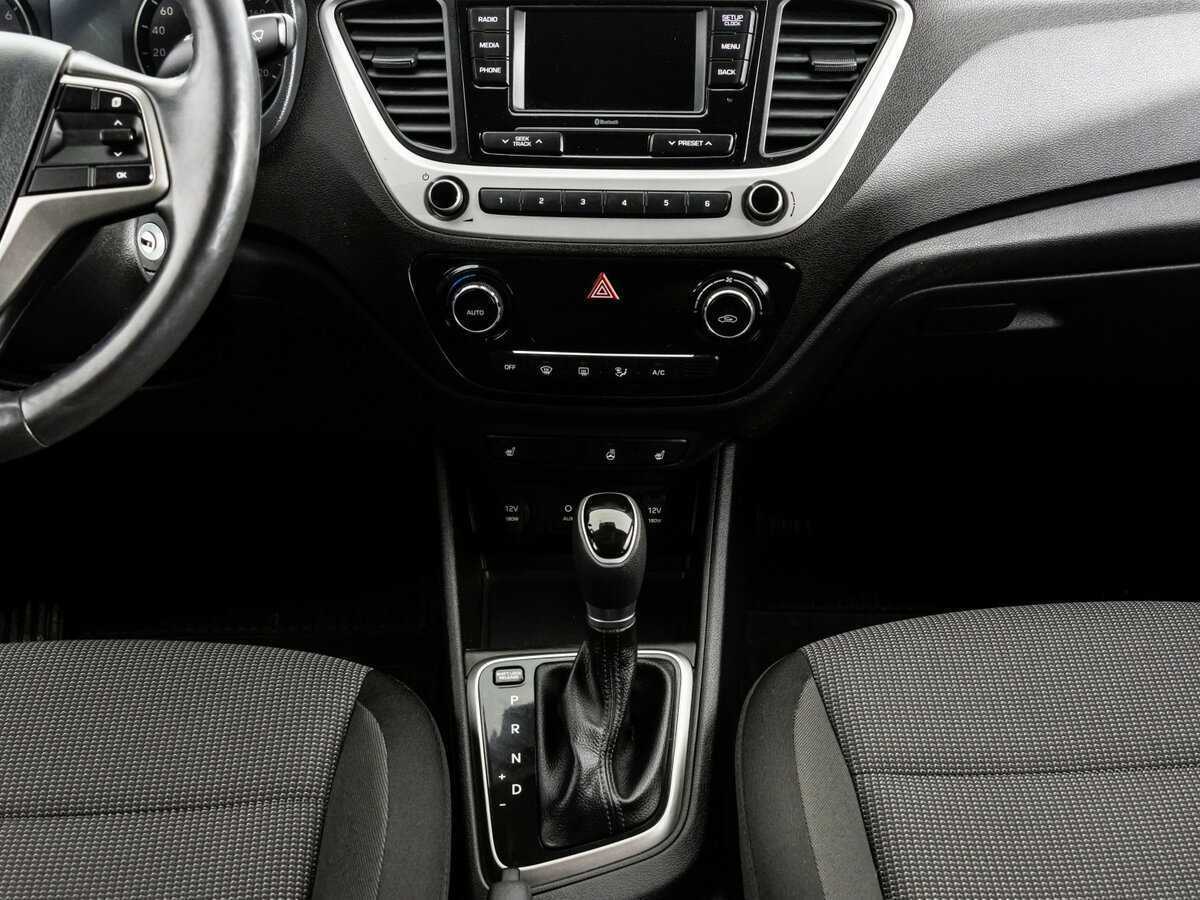 Hyundai Solaris с пробегом — 2017 год. Фото: #10