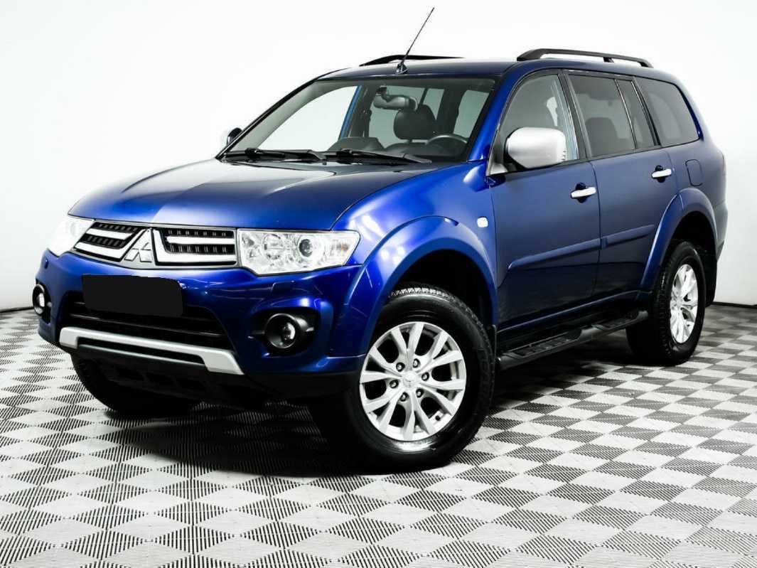 Mitsubishi Pajero Sport с пробегом — 2014 год. Фото: #0
