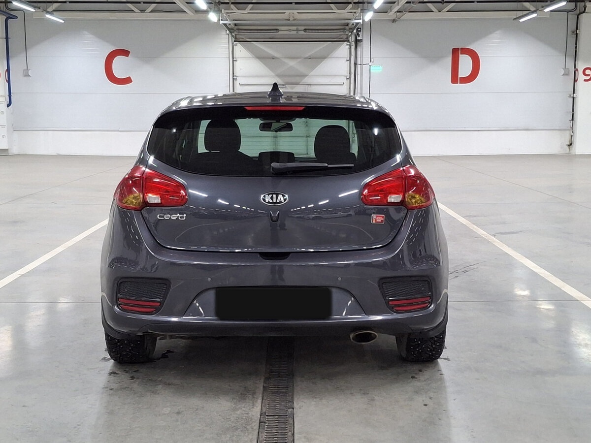 Kia Ceed с пробегом — 2018 год. Фото: #5