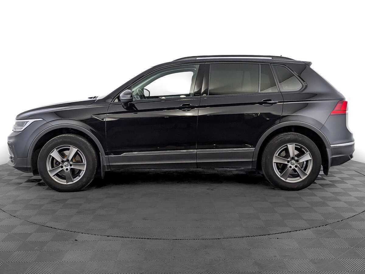 Volkswagen Tiguan с пробегом — 2021 год. Фото: #7