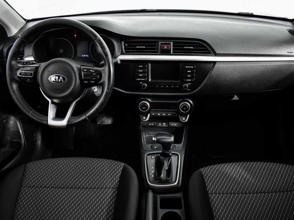 Kia Rio с пробегом — 2018 год. Фото: #10