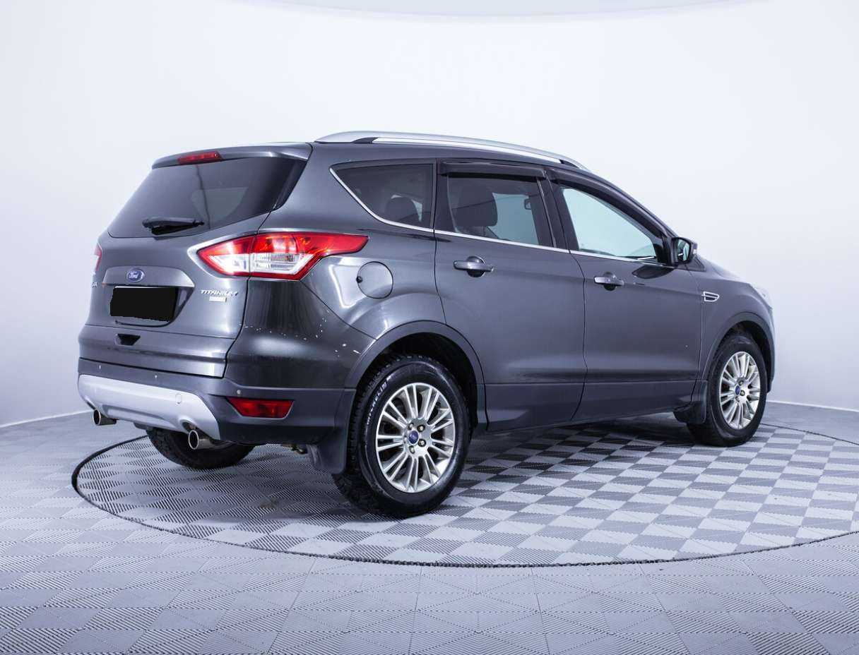 Ford Kuga с пробегом — 2015 год. Фото: #4