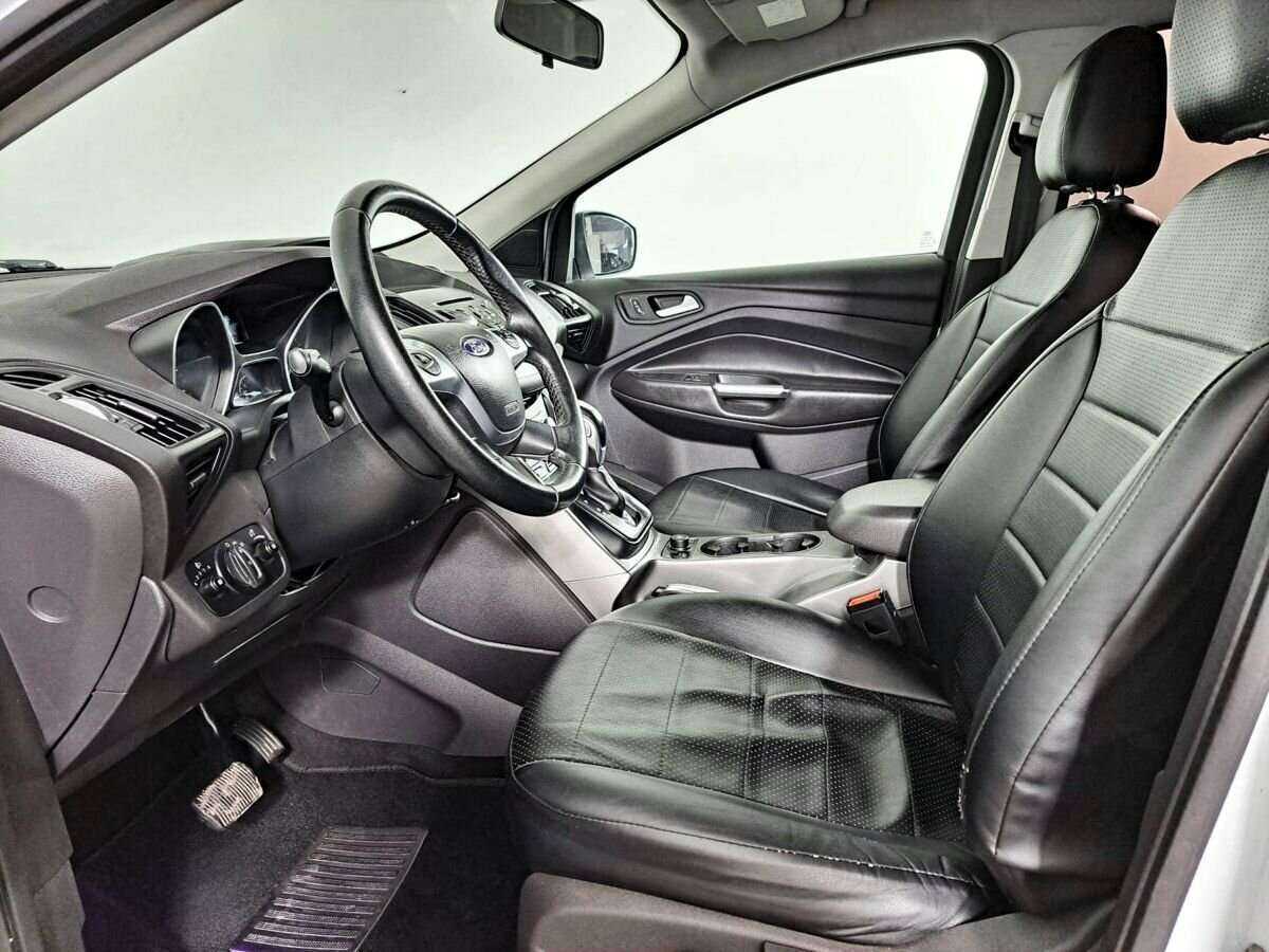 Ford Kuga с пробегом — 2016 год. Фото: #13