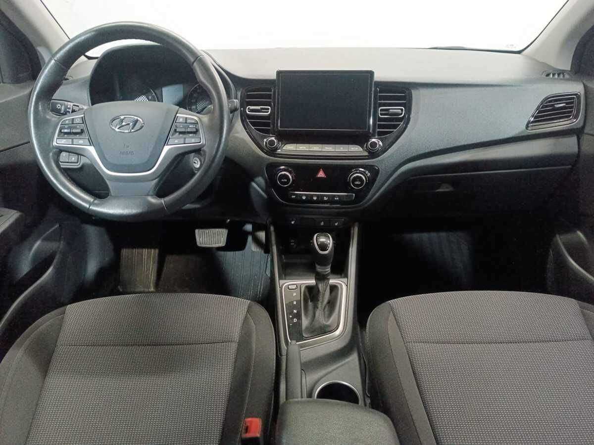 Hyundai Solaris с пробегом — 2020 год. Фото: #8