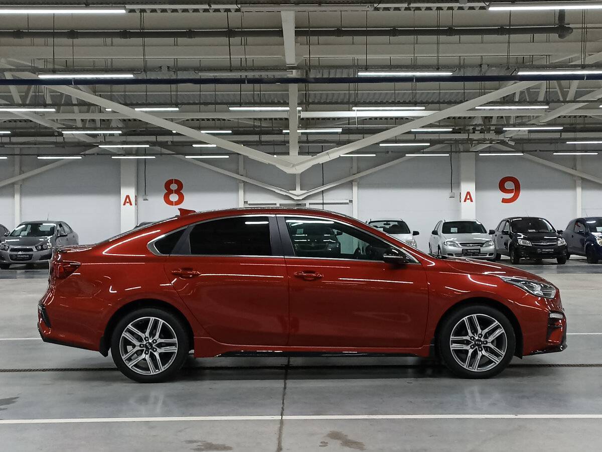 Kia Cerato с пробегом — 2021 год. Фото: #3