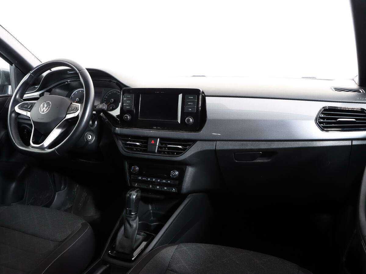 Volkswagen Polo с пробегом — 2020 год. Фото: #6