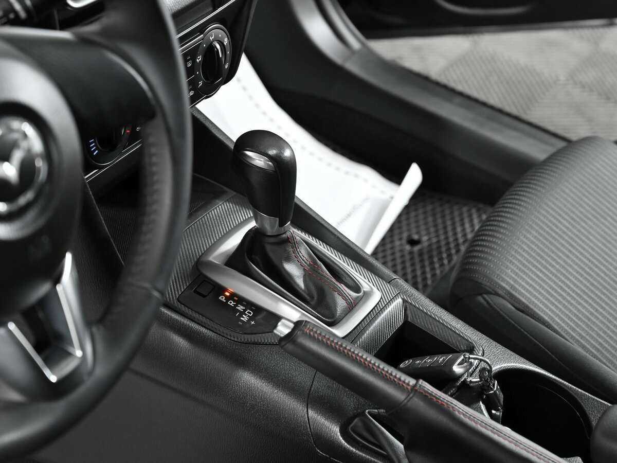 Mazda 3 с пробегом — 2013 год. Фото: #10