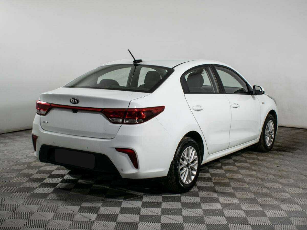 Kia Rio с пробегом — 2018 год. Фото: #3