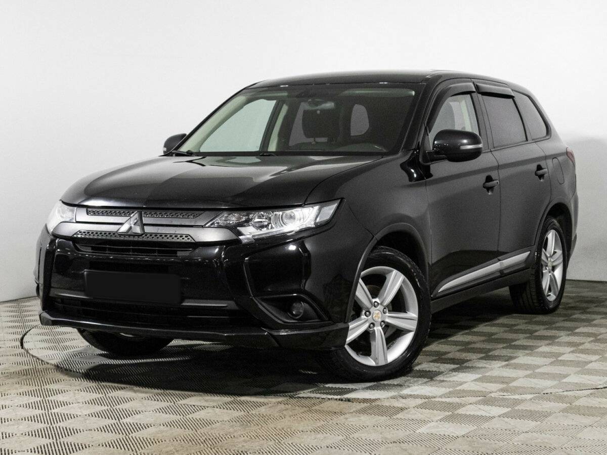 Mitsubishi Outlander с пробегом — 2017 год. Посмотреть фото