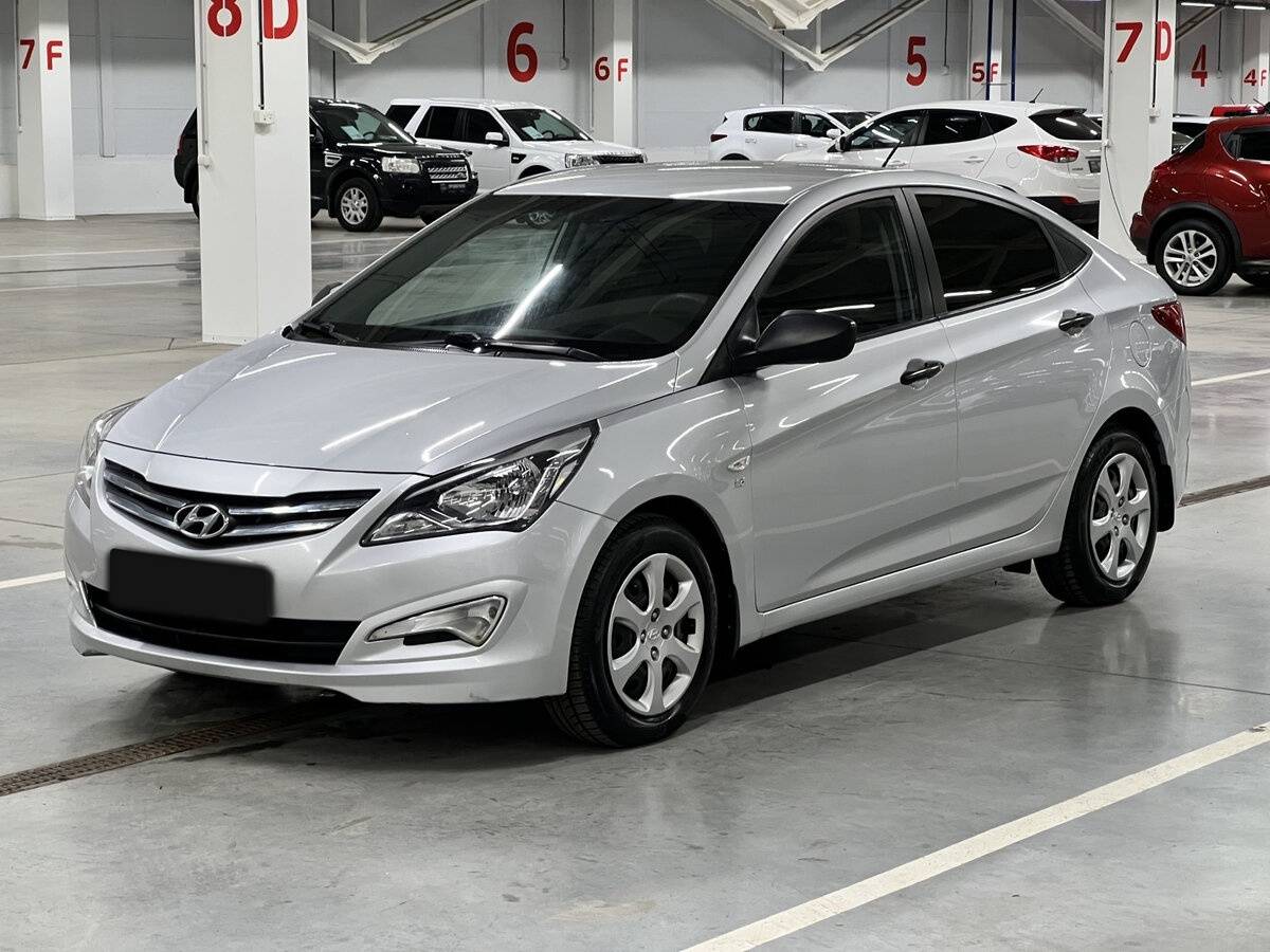 Hyundai Solaris с пробегом — 2015 год. Фото: #0