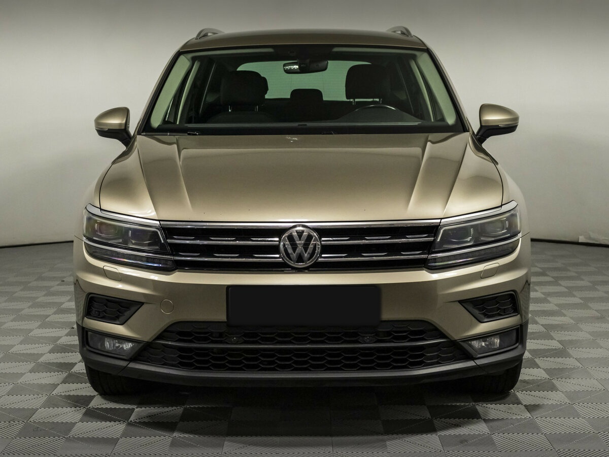 Volkswagen Tiguan с пробегом — 2018 год. Фото: #1