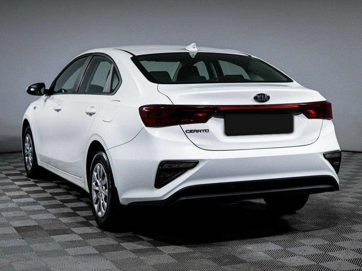 Kia Cerato с пробегом — 2020 год. Фото: #6