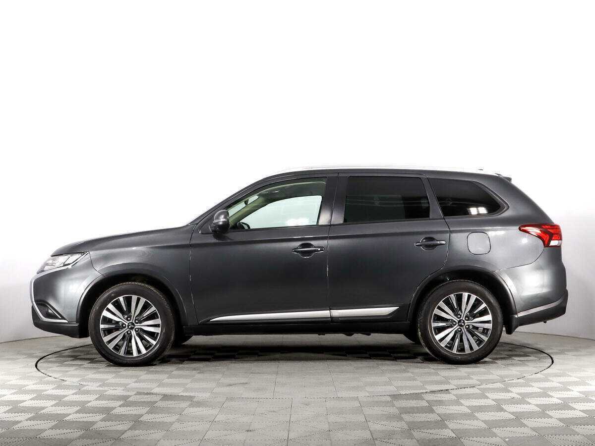 Mitsubishi Outlander с пробегом — 2019 год. Фото: #3