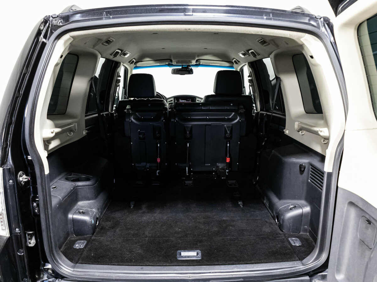 Mitsubishi Pajero с пробегом — 2014 год. Фото: #22