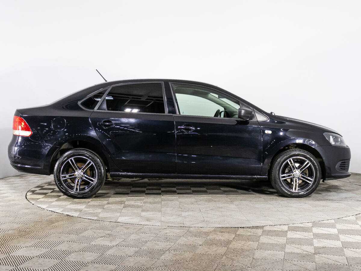 Volkswagen Polo с пробегом — 2014 год. Фото: #3