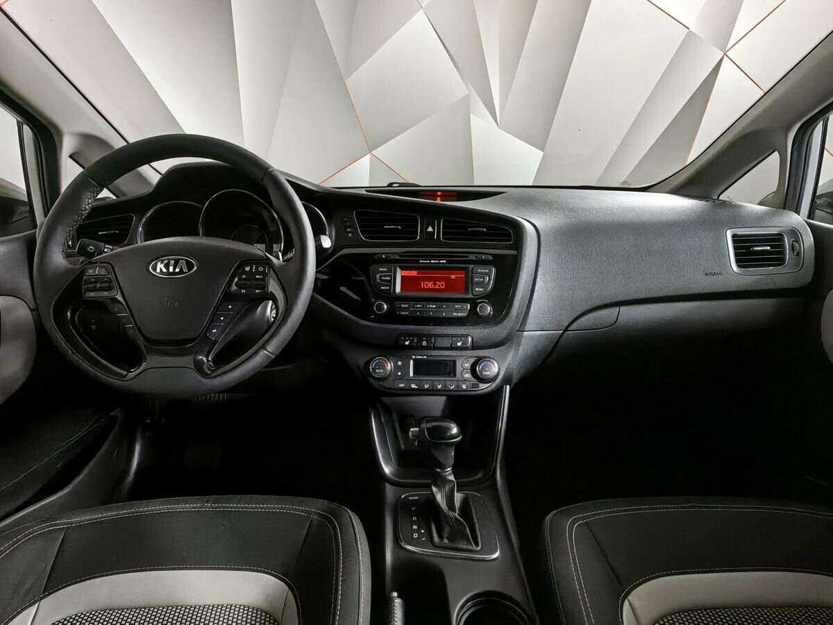 Kia Ceed с пробегом — 2015 год. Фото: #8