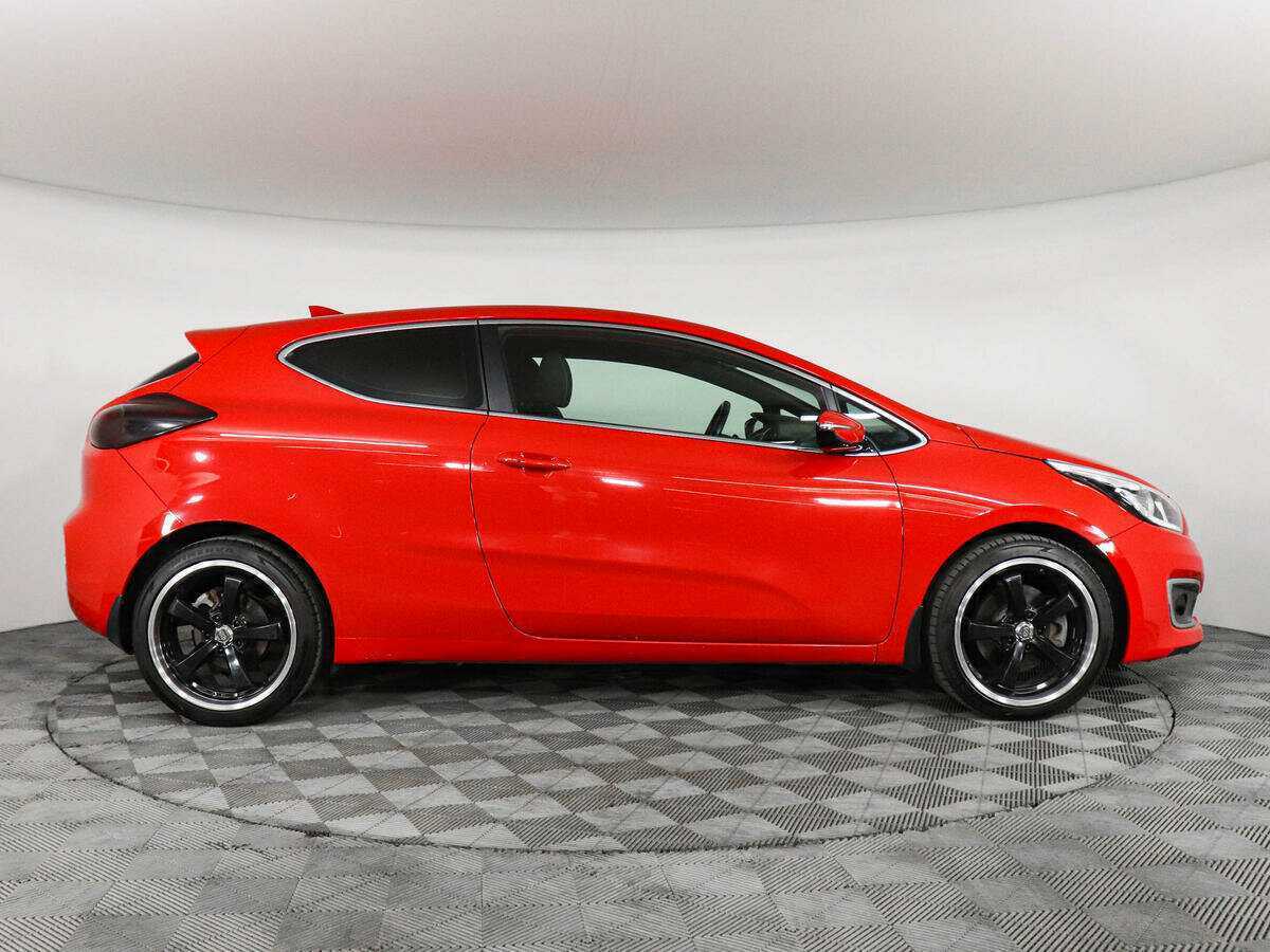 Kia Ceed с пробегом — 2017 год. Фото: #3