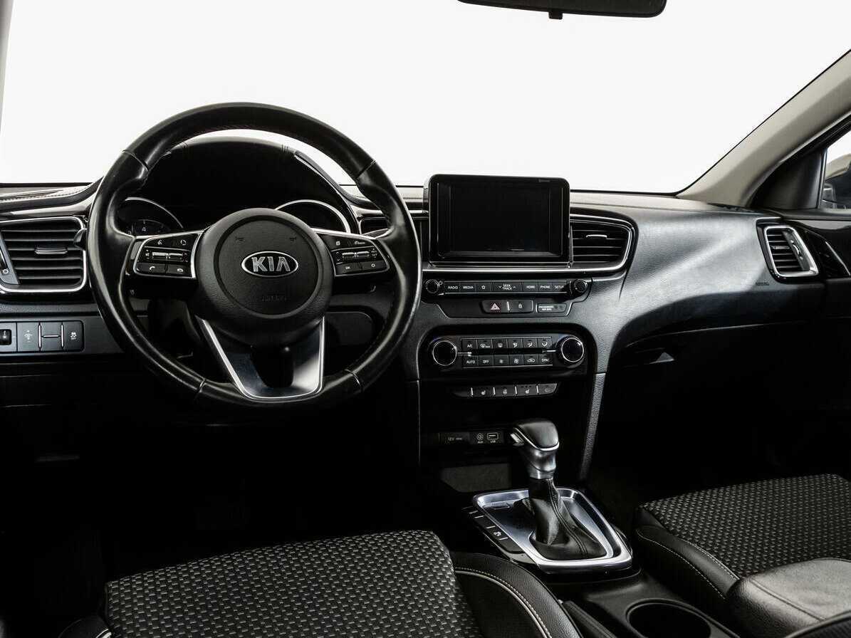 Kia Ceed с пробегом — 2018 год. Фото: #10