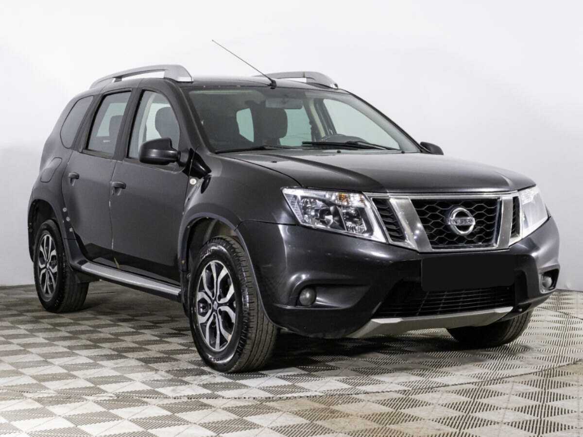 Nissan Terrano с пробегом — 2015 год. Фото: #2