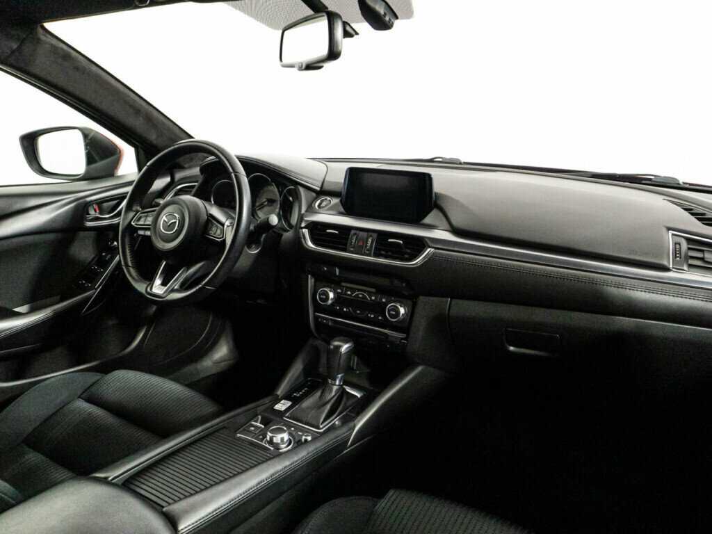 Mazda 6 с пробегом — 2018 год. Фото: #8