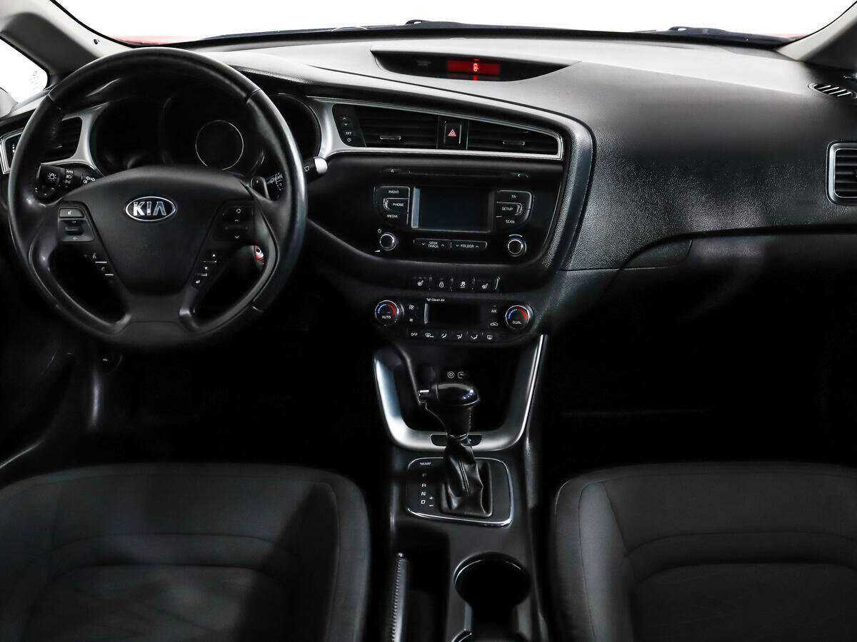 Kia Ceed с пробегом — 2017 год. Фото: #11