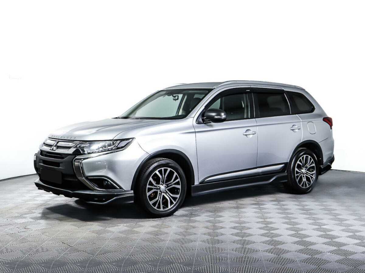 Mitsubishi Outlander с пробегом — 2018 год. Посмотреть фото