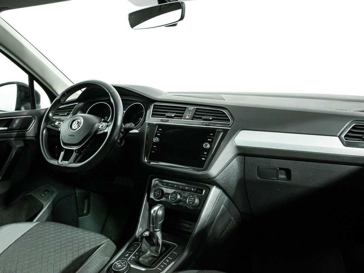 Volkswagen Tiguan с пробегом — 2017 год. Фото: #8