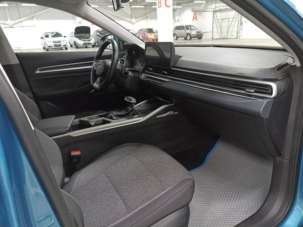 Geely Emgrand с пробегом — 2023 год. Фото: #10