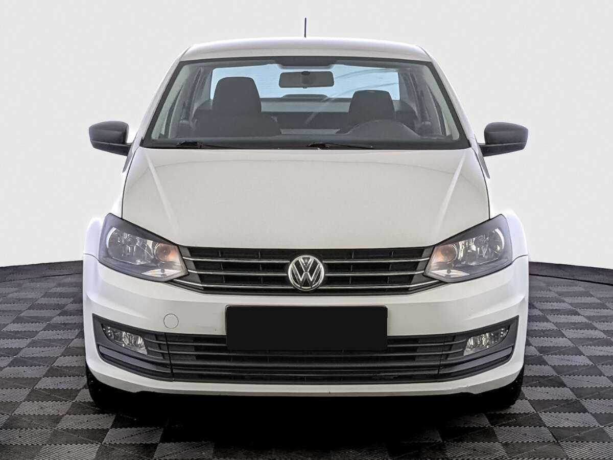 Volkswagen Polo с пробегом — 2019 год. Фото: #1