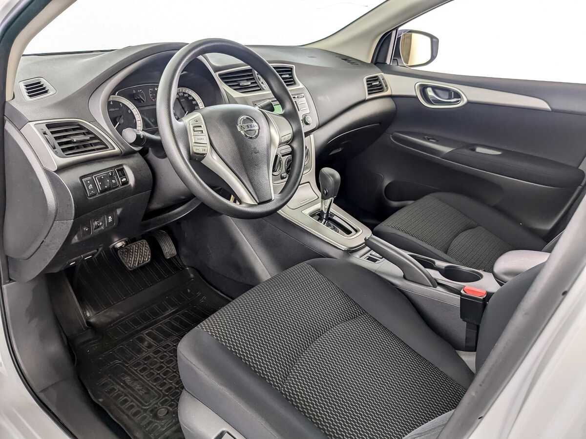 Nissan Sentra с пробегом — 2015 год. Фото: #13