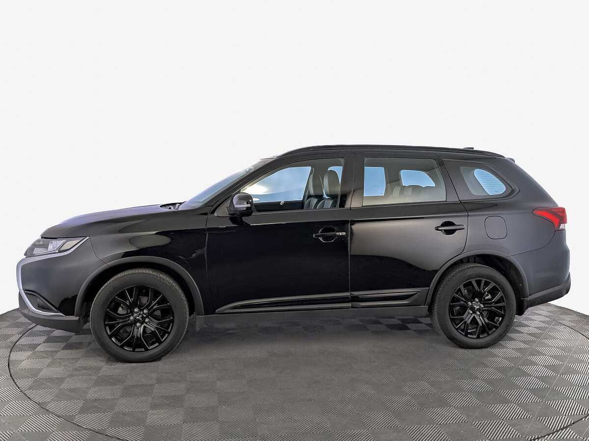 Mitsubishi Outlander с пробегом — 2021 год. Фото: #7