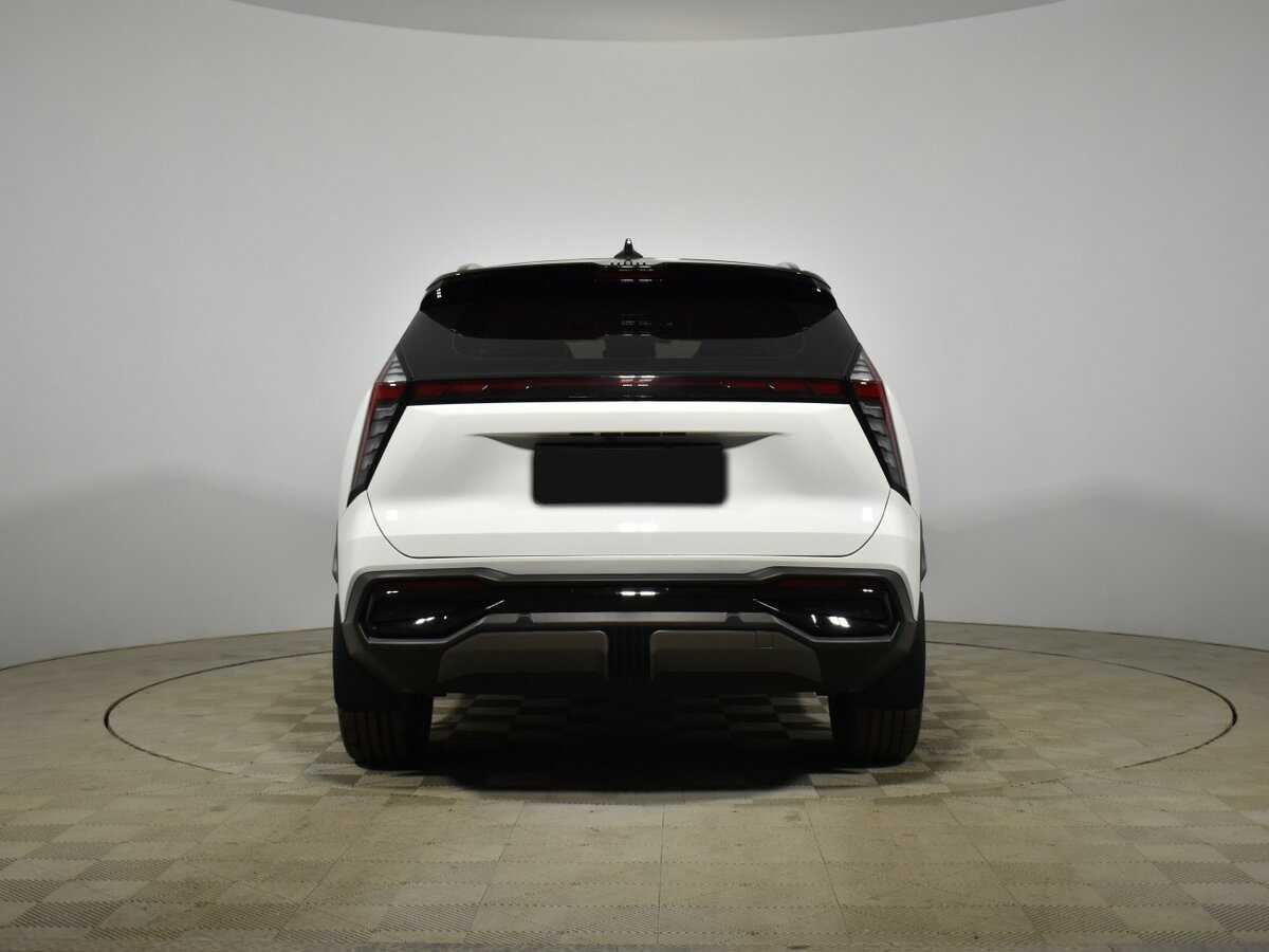 Geely Atlas с пробегом — 2024 год. Фото: #5