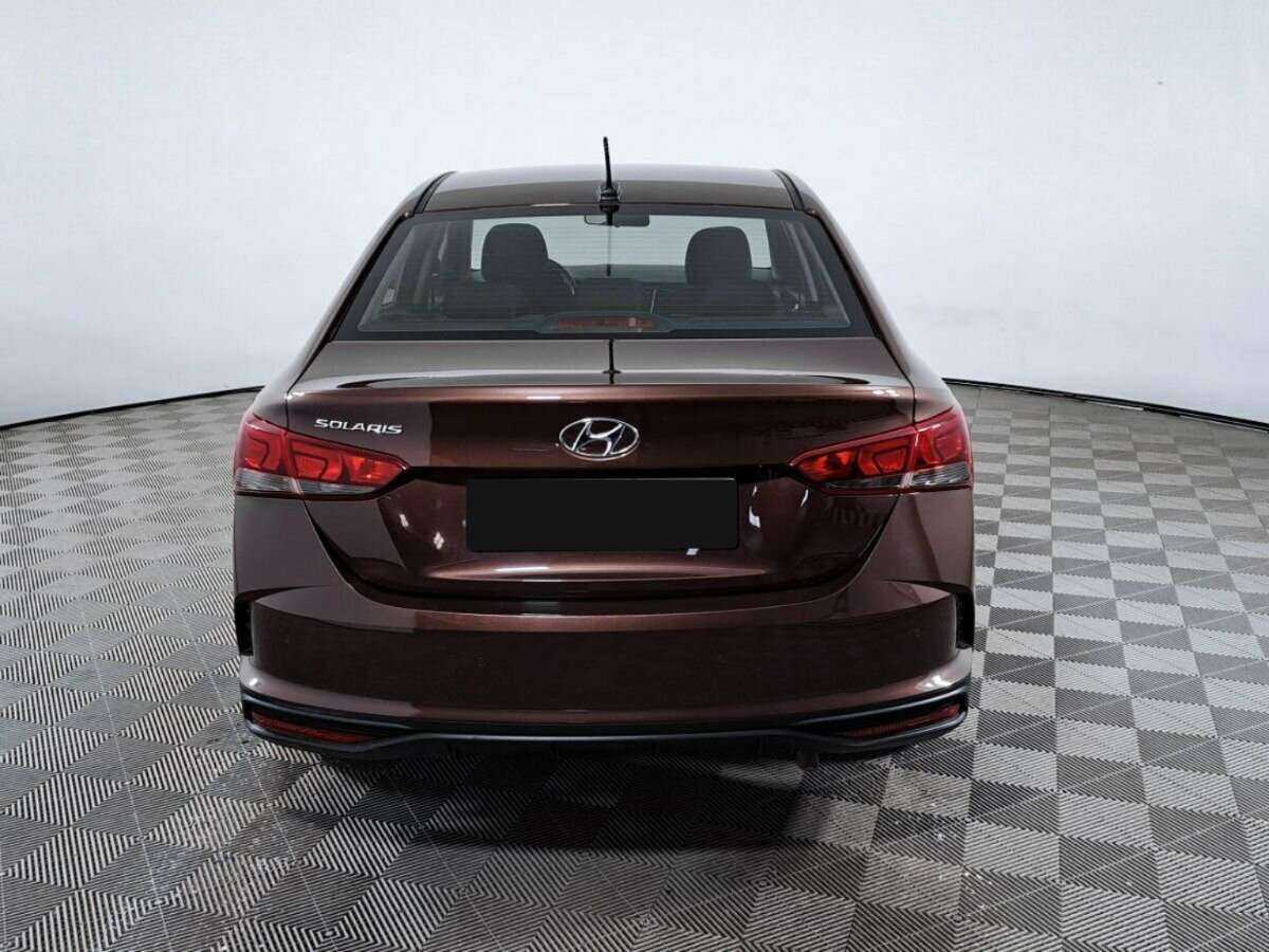 Hyundai Solaris с пробегом — 2021 год. Фото: #5