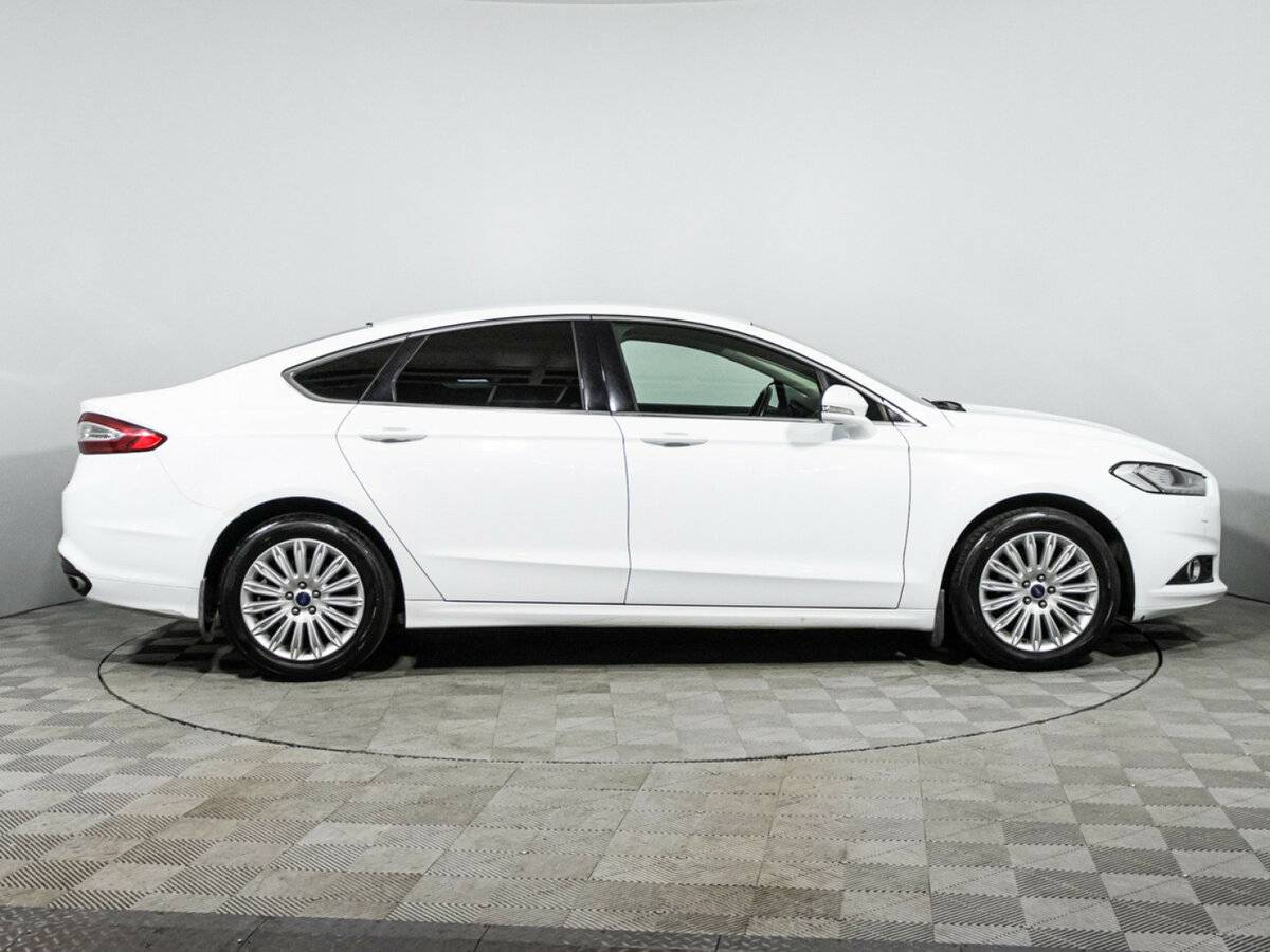 Ford Mondeo с пробегом — 2015 год. Фото: #3