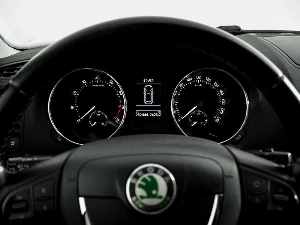 Skoda Yeti с пробегом — 2013 год. Фото: #18