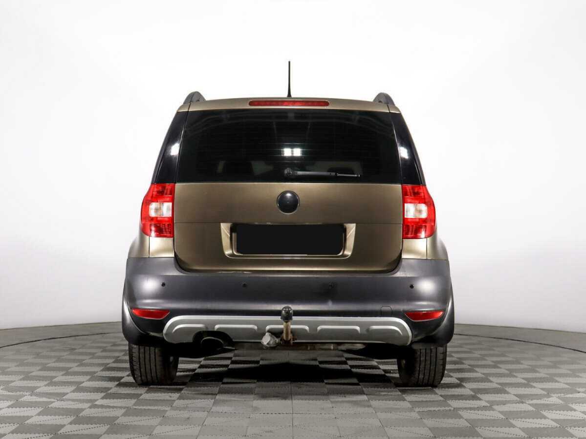 Skoda Yeti с пробегом — 2012 год. Фото: #4