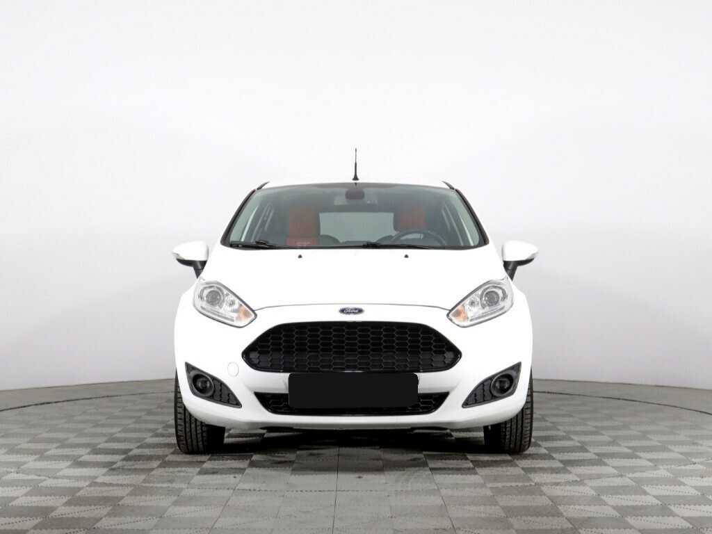 Ford Fiesta с пробегом — 2016 год. Фото: #1