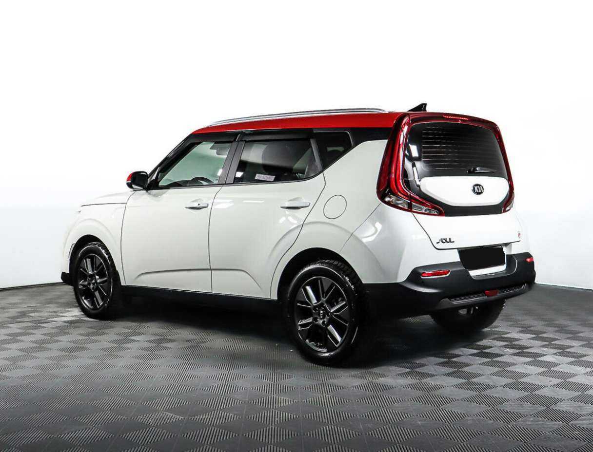Kia Soul с пробегом — 2021 год. Фото: #6