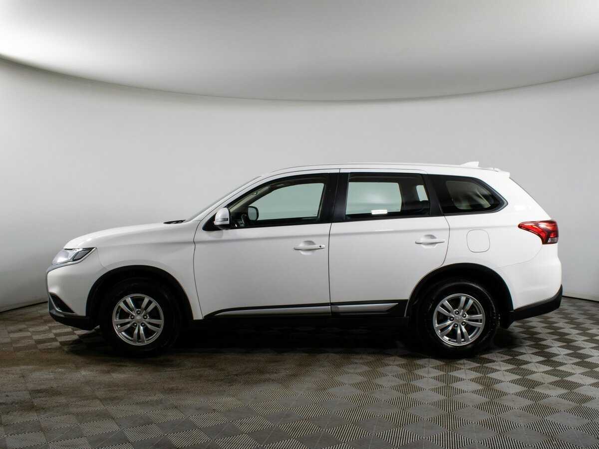 Mitsubishi Outlander с пробегом — 2020 год. Фото: #7
