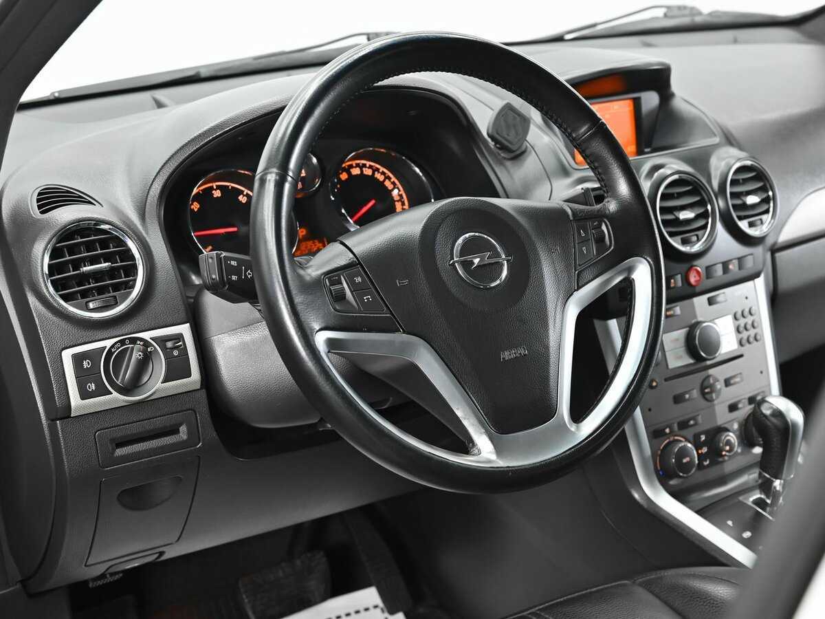 Opel Antara с пробегом — 2015 год. Фото: #9