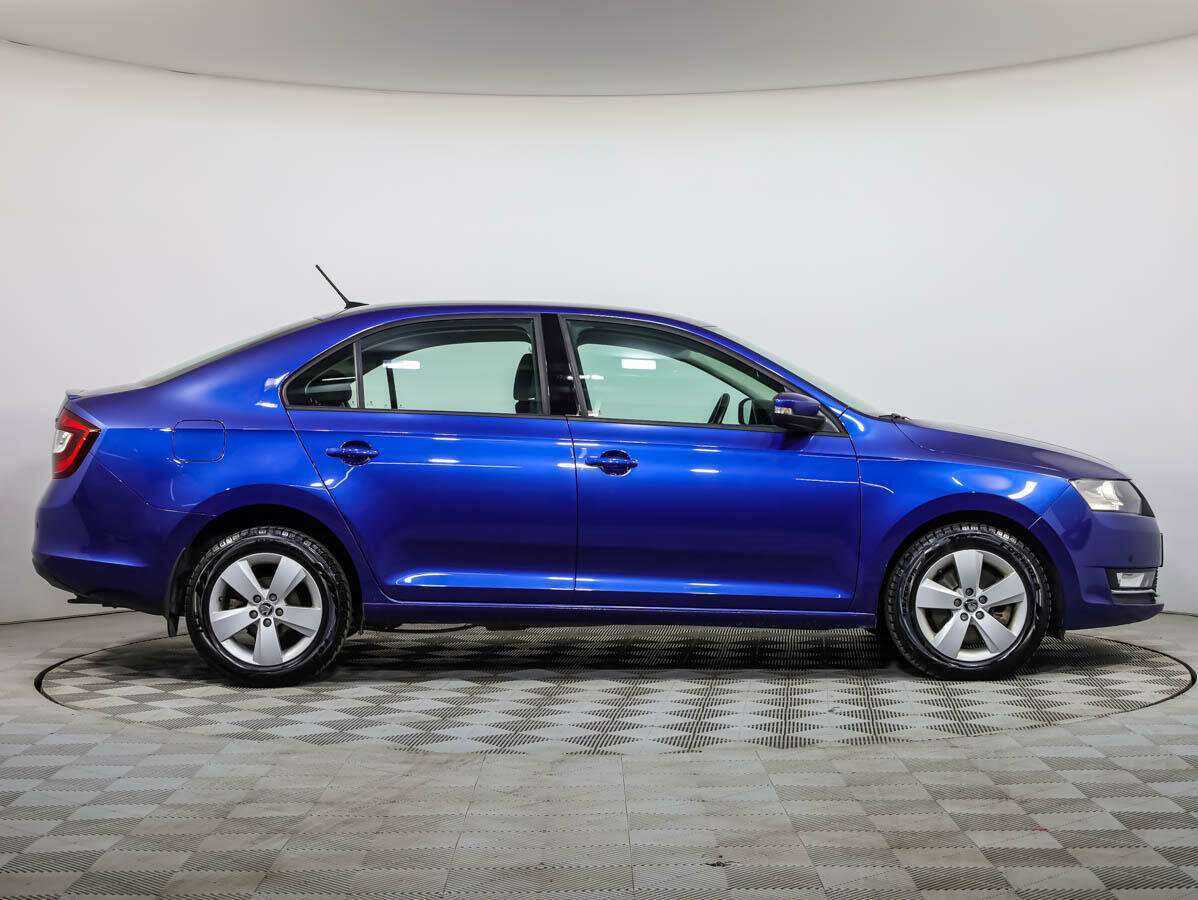 Skoda Rapid с пробегом — 2017 год. Фото: #2