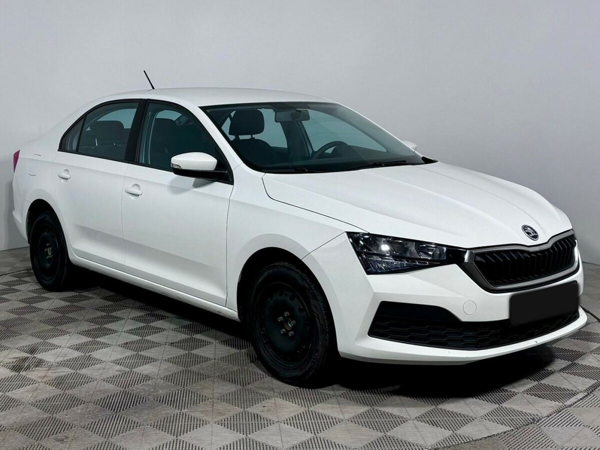 Skoda Rapid с пробегом — 2020 год. Фото: #3