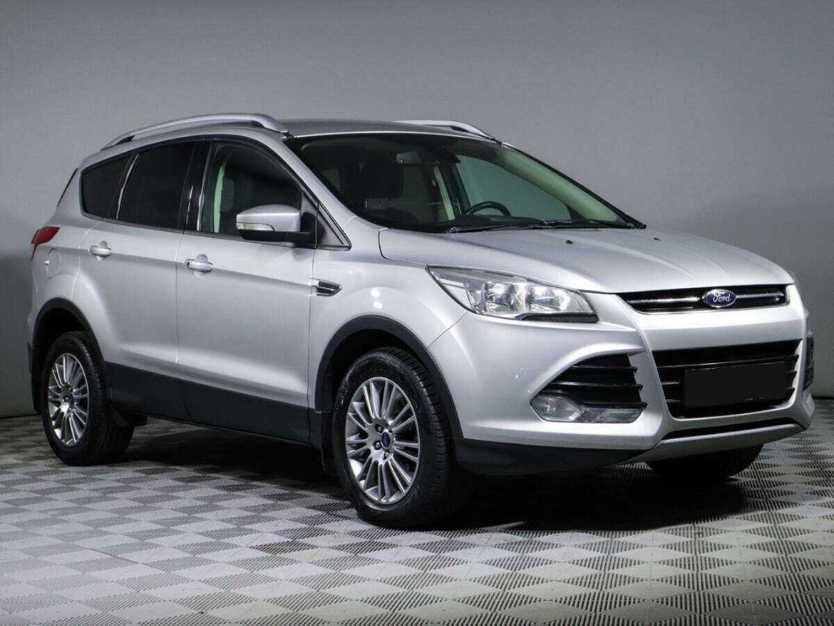 Ford Kuga с пробегом — 2013 год. Фото: #1