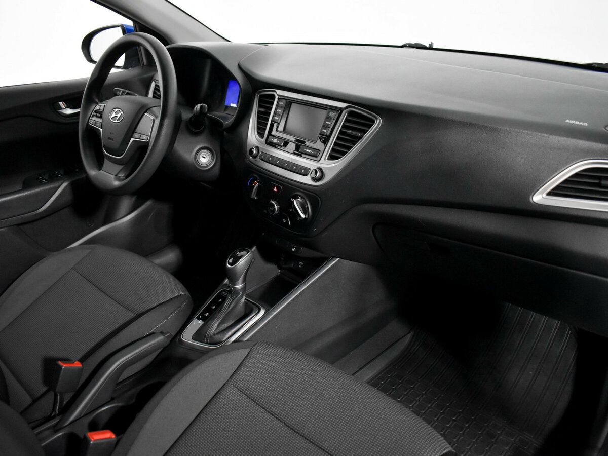 Hyundai Solaris с пробегом — 2020 год. Фото: #11