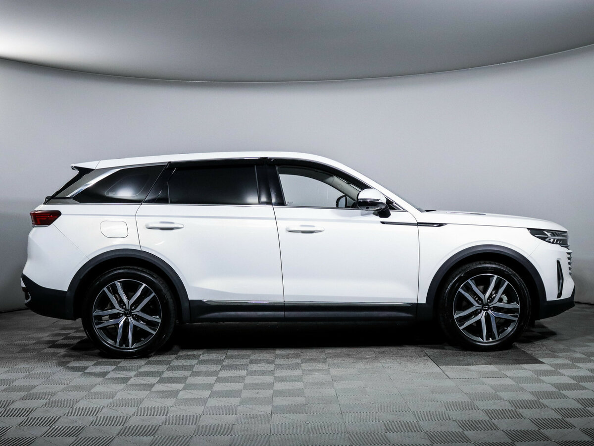 FAW Bestune T99 с пробегом — 2023 год. Фото: #3